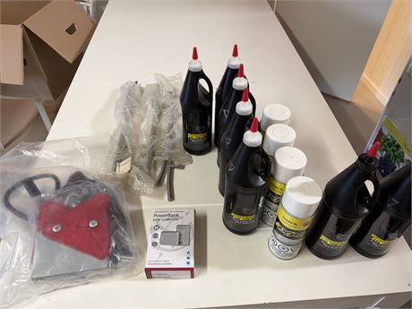 LOT 933 - Vareparti med XPS-girolje, konserveringsspray og tilbehør