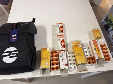 LOT 937 -Vareparti med Philips- og Osram-bilpærer samt oppbevaringsveske