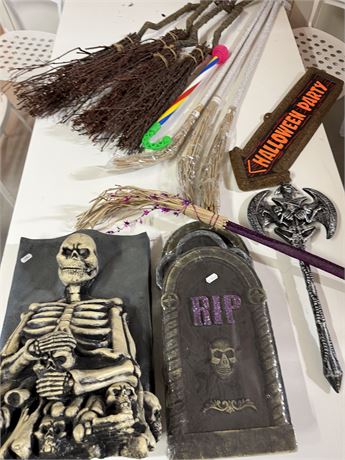 Lot 412 - diverse Halloween
